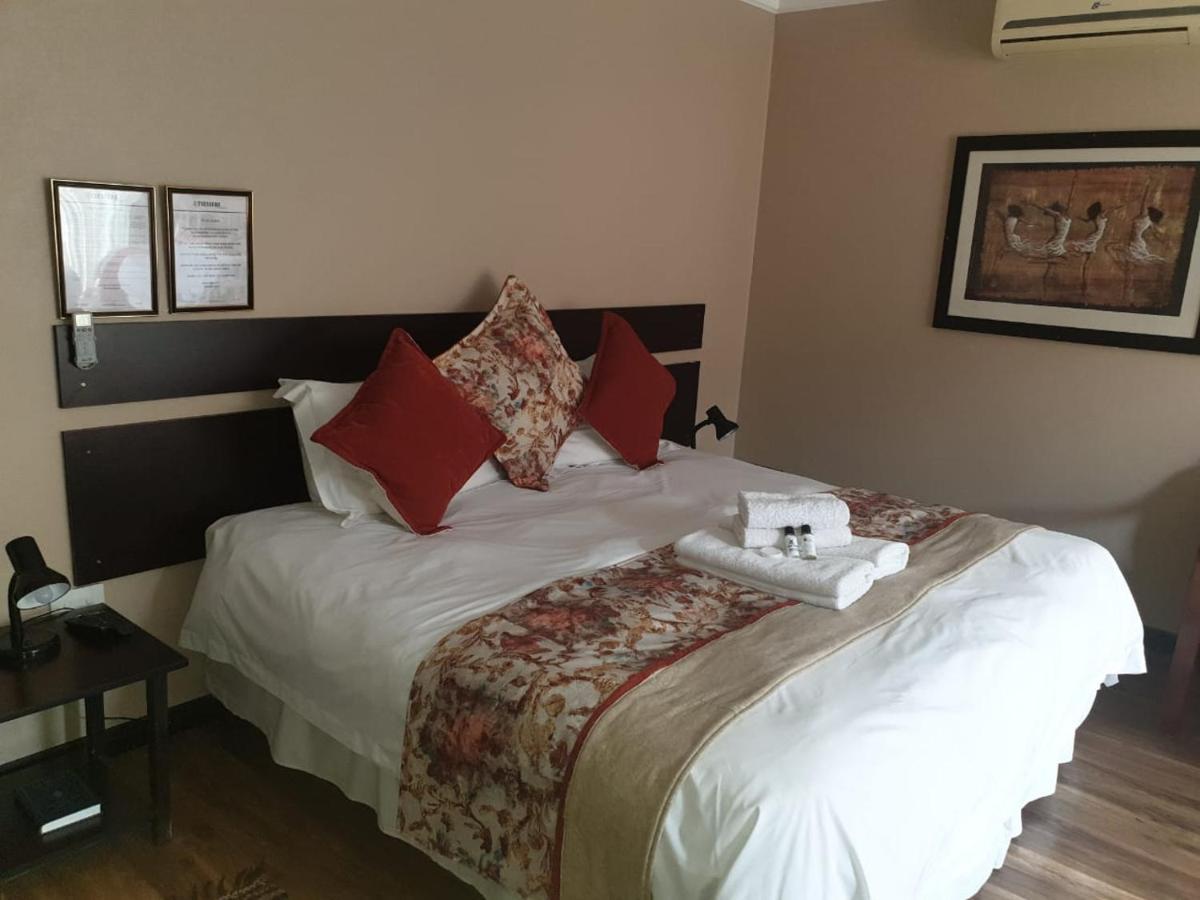 Tsessebe Guesthouse Bloemfontein Exterior foto
