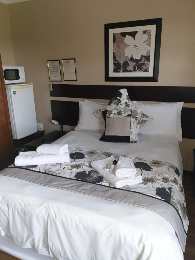Tsessebe Guesthouse Bloemfontein Exterior foto