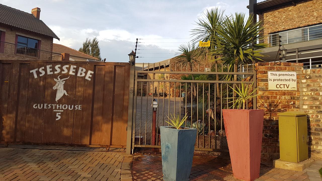 Tsessebe Guesthouse Bloemfontein Exterior foto